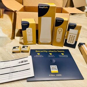 FACTORY SEALED SimpliSafe Wireless Home Security System- FULL HOUSE SYSTEM NEW